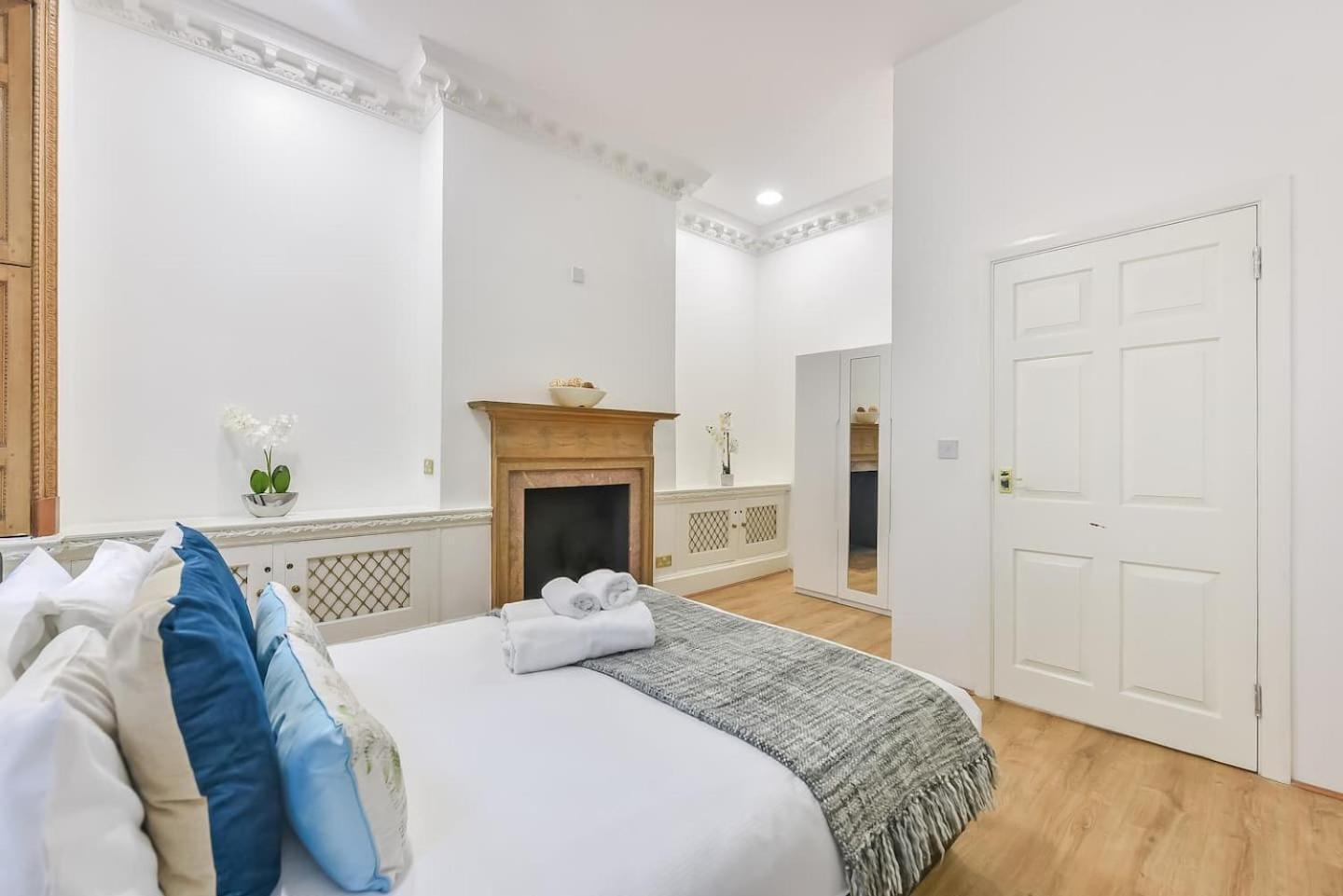2 Bed Piccadilly Apartment 2 London Kültér fotó