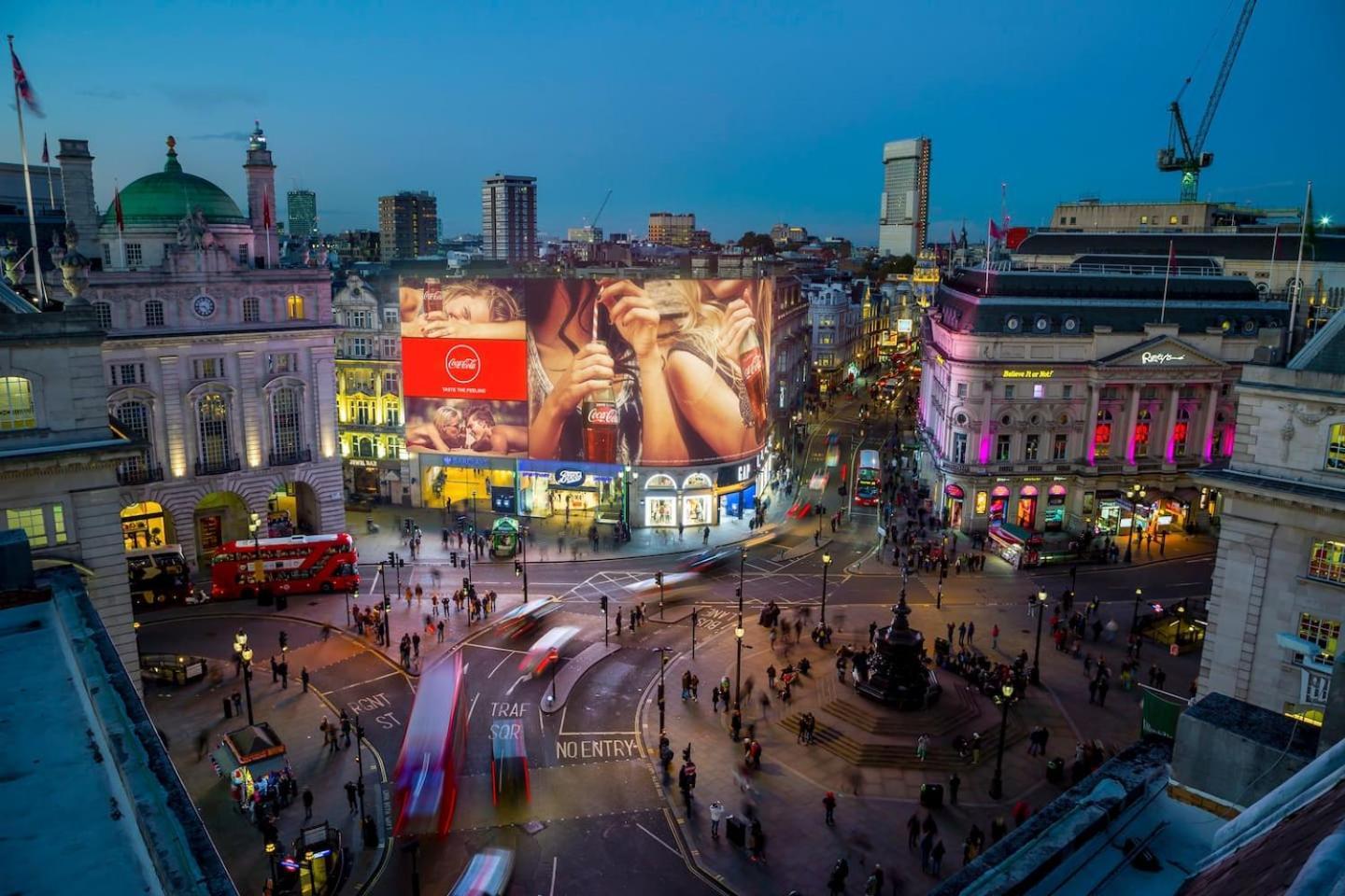2 Bed Piccadilly Apartment 2 London Kültér fotó