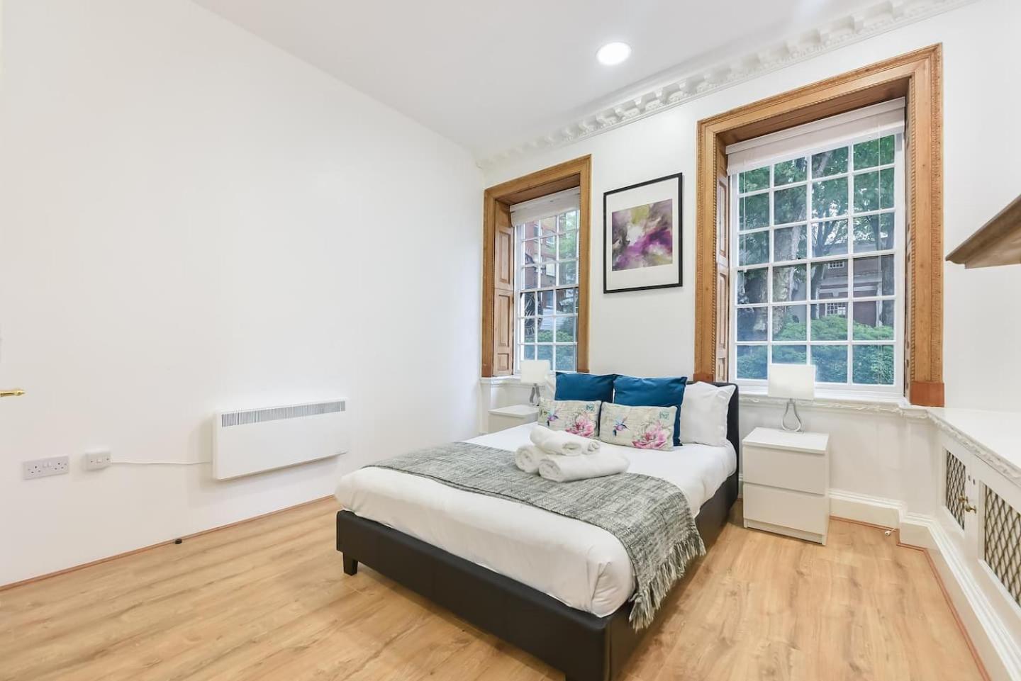 2 Bed Piccadilly Apartment 2 London Kültér fotó